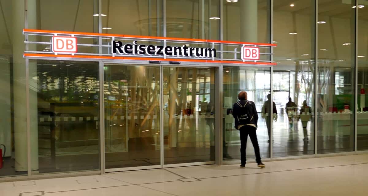 DB-Reisezentrum in der „Mall“ endlich geöffnet - Wuppertal total: Aktuelle  Nachrichten und lokale News