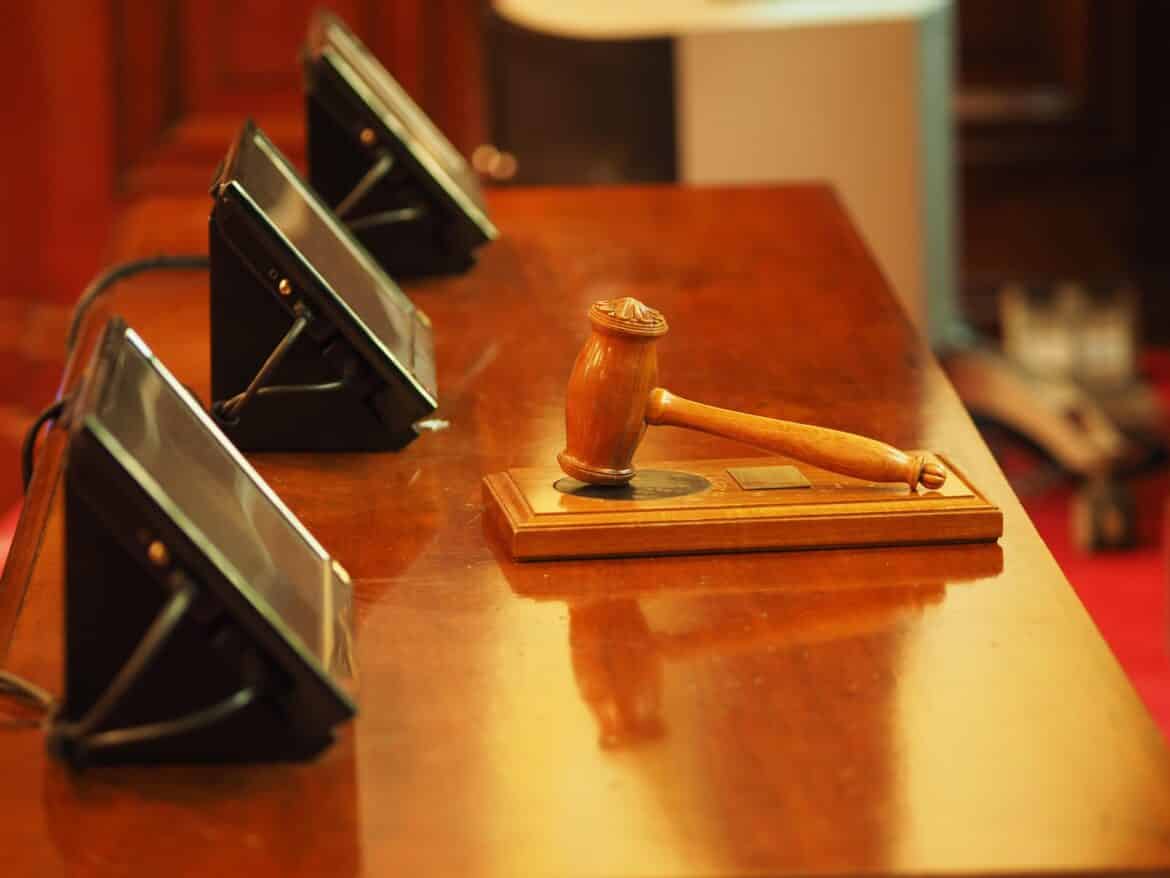 judge-hammer-judgement-stockpack-pixabay judge, hammer, judgement