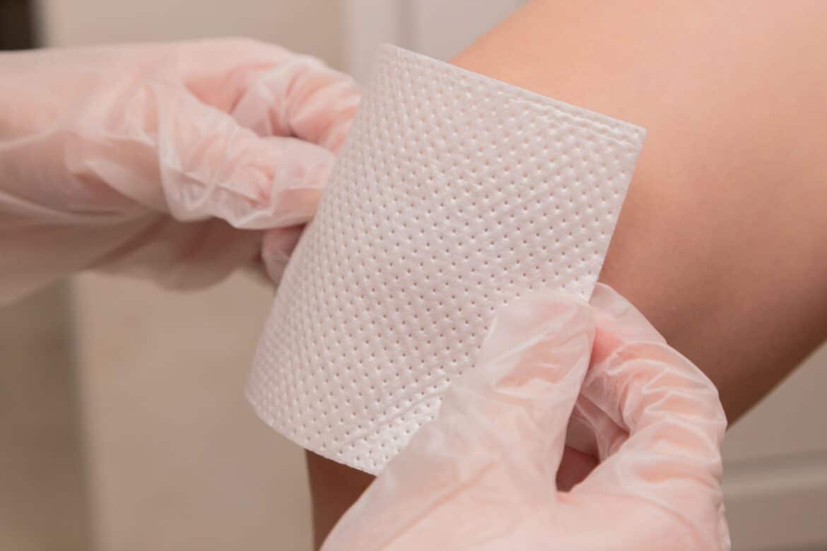 the-doctor-seals-the-wound-to-the-patient-vaccine-wound-the-medicine-place-for-an-inscription-advertising-stockpack-unsplash The doctor seals the wound to the patient. Vaccine. Wound. The medicine. Place for an inscription. Advertising.
