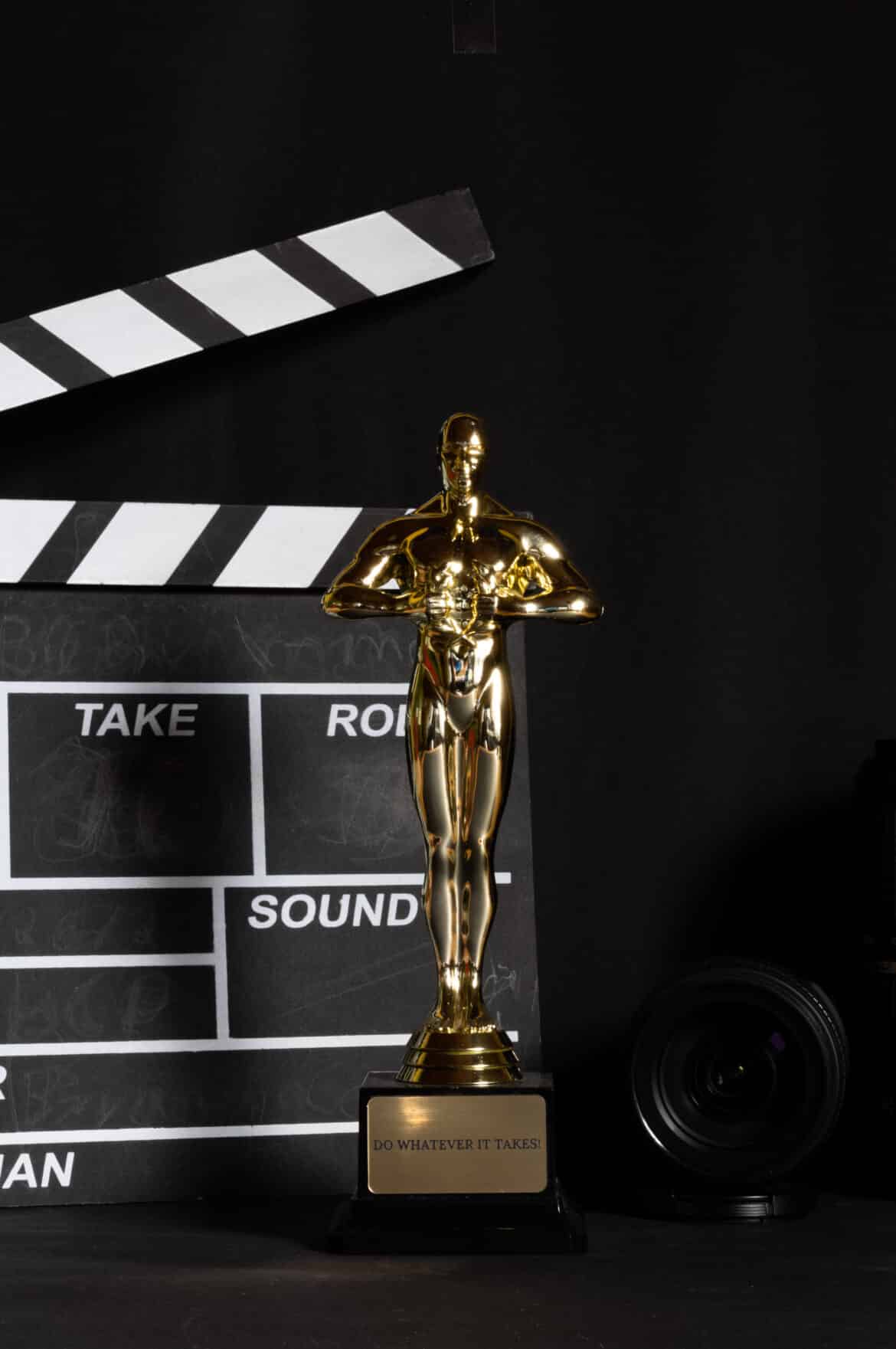 academy-award-scene-with-clapper-board-stockpack-pexels Academy award scene with clapper board