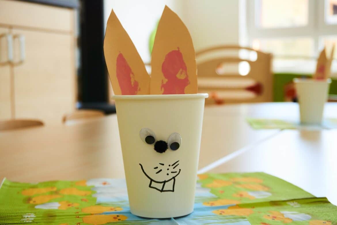 easter, easter bunny, kindergarten, handcraft, fun, cup, rabbit, to paint, children, ears, spoon, kindergarten, kindergarten, kindergarten, kindergarten, kindergarten