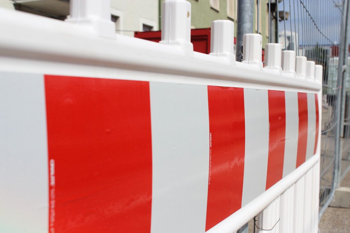 bark-barrier-delimitation-attention-road-construction-site-traffic-road-traffic-roadblock-construction-work-road-construction-stockpack-pixabay bark, barrier, delimitation, attention, road, construction site, traffic, road traffic, roadblock, construction work, road construction, roadblock, roadblock, roadblock, roadblock, roadblock