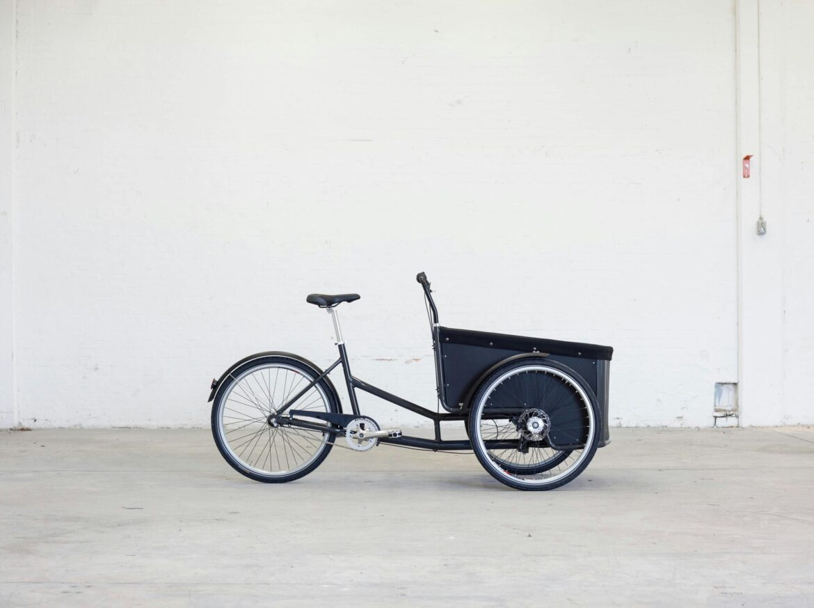 shallow-photography-of-black-steel-adult-trike-stockpack-pexels Shallow photography of black steel adult trike