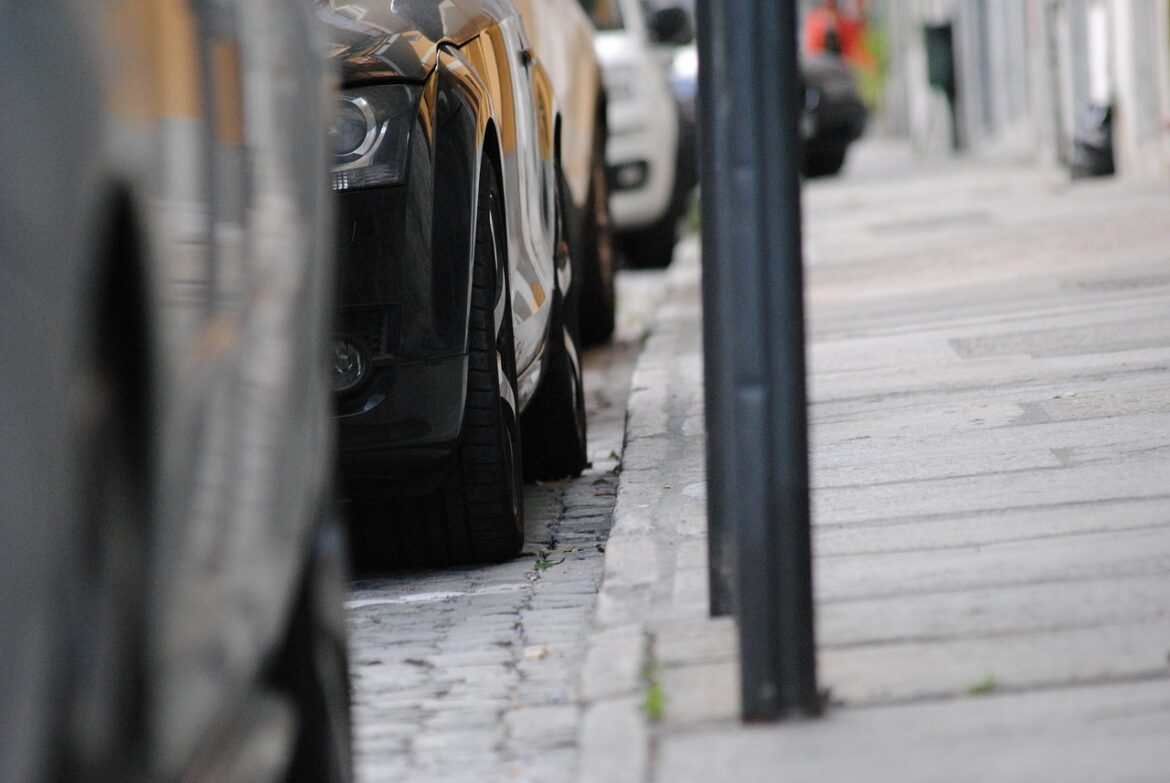 cars, pavement, park, car wheels, evening sun, outdoors, park-exporting cars, parking spot, side street, italy, bricks