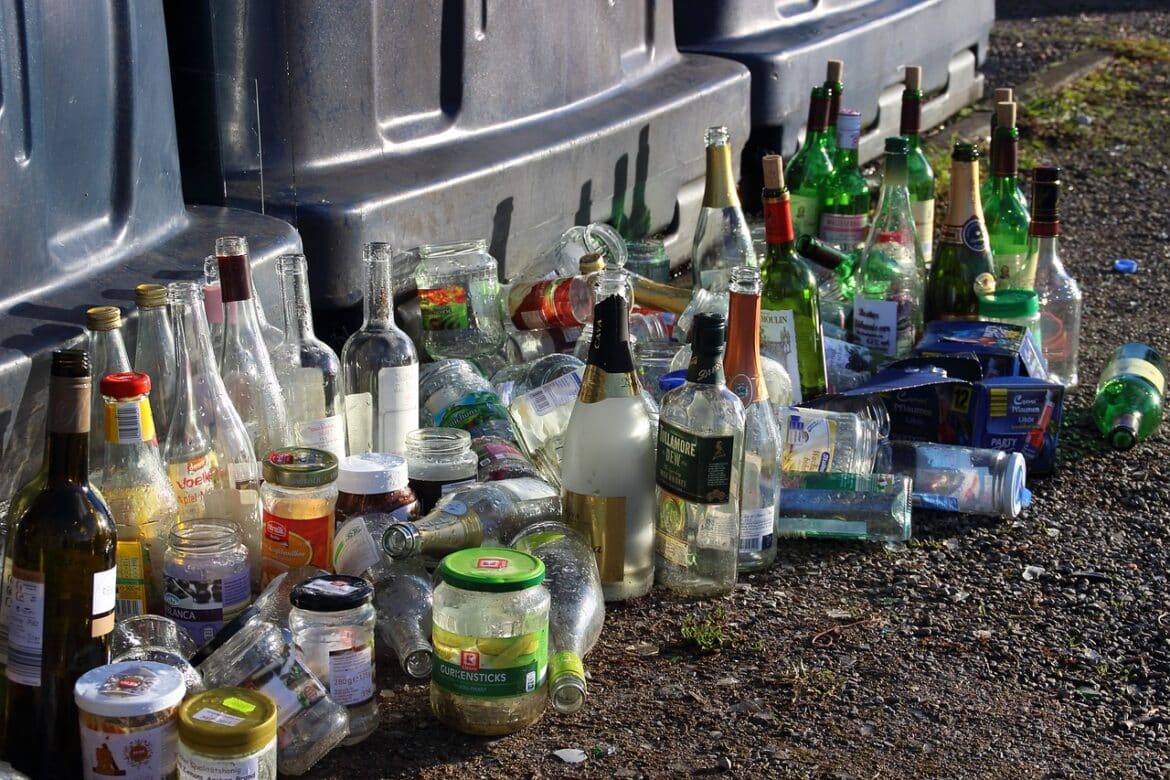 glass, bottles, recycled glass, garbage, recycling, waste, bottle bank, environment, to celebrate, celebration, garbage, garbage, garbage, garbage, recycling, recycling, recycling, recycling, recycling, waste, waste